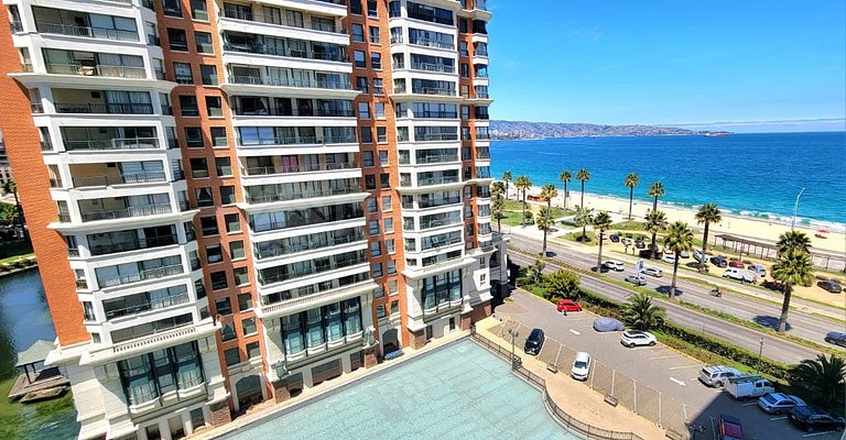 Rbk° Departamento frente al mar pasos del Mall