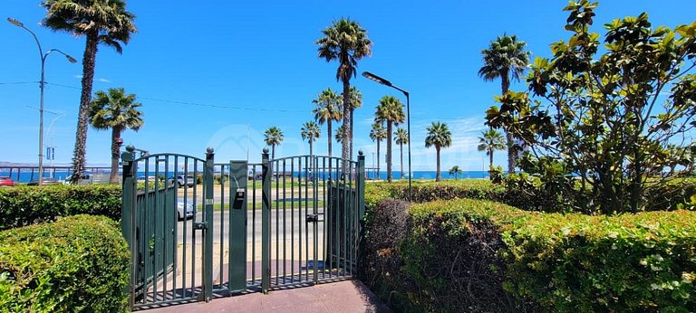 Rbk° Departamento frente al mar pasos del Mall