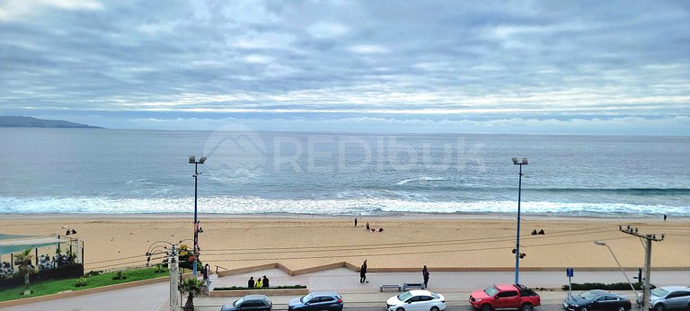 Rbk° Gran depto en Reñaca frente a la playa
