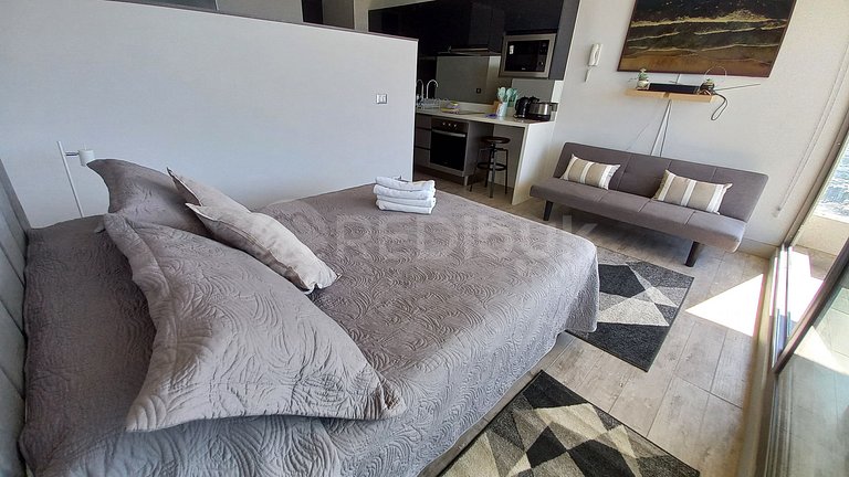 Nuevo y Moderno Departamento con Vista Despejada en Concón