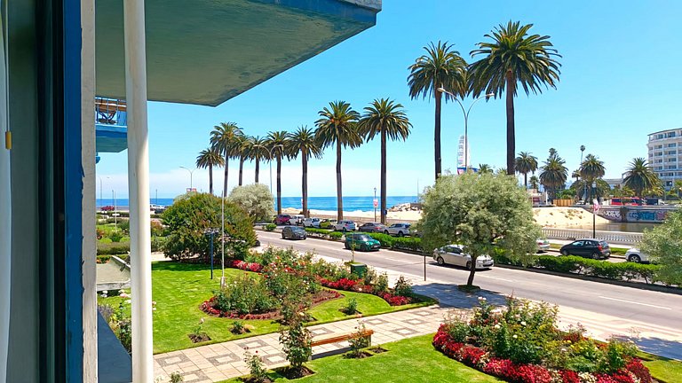 Rbk° Depto. con gran vista y ubicación