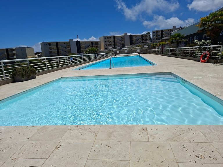 Nuevo departamento con 3 piscinas y acceso a playa