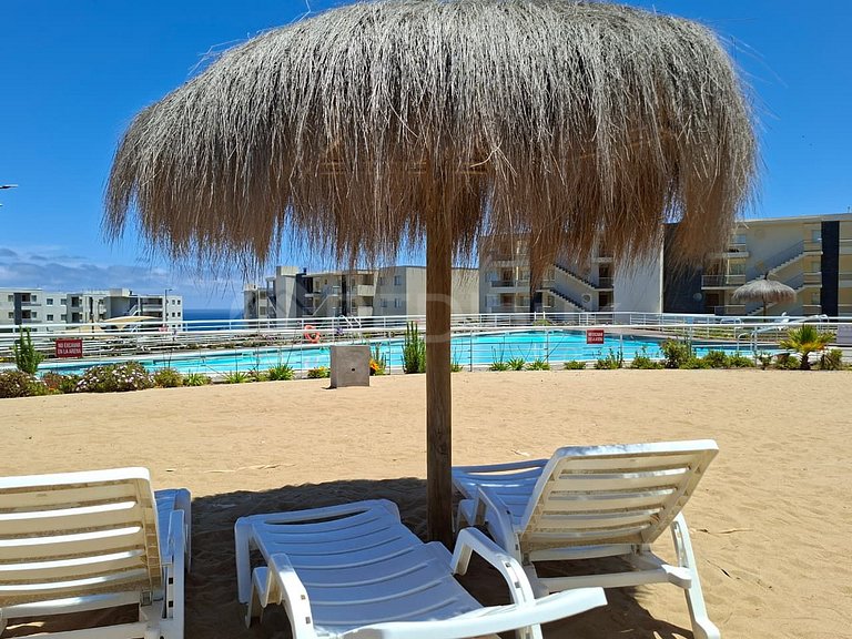 Nuevo departamento con 3 piscinas y acceso a playa