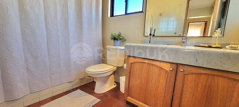 Rbk° House near the beach with a grill