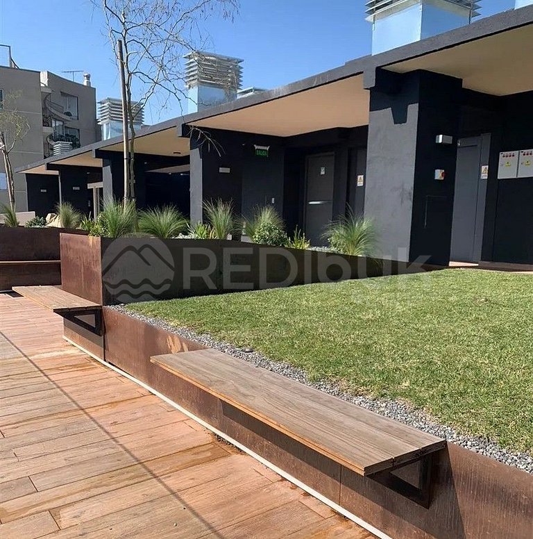 Rbk° Wifi Smart TV Cowork y Terraza verde