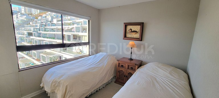 Rbk° Gran depto en Cochoa frente a la playa