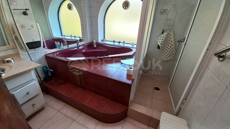 Rbk° Casa con Piscina y Gran Patio en Los Pinos