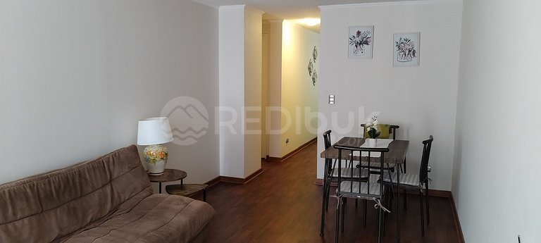 Rbk° Amplio depto con vista parcial a la bahia