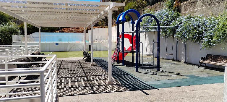 Rbk° Amplio depto con vista parcial a la bahia