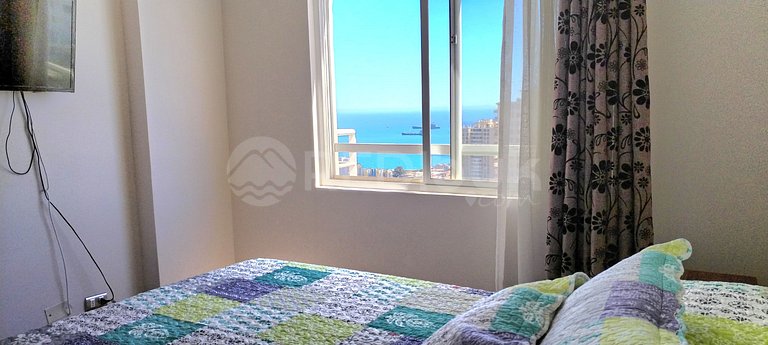 Rbk° Amplio depto con vista parcial a la bahia