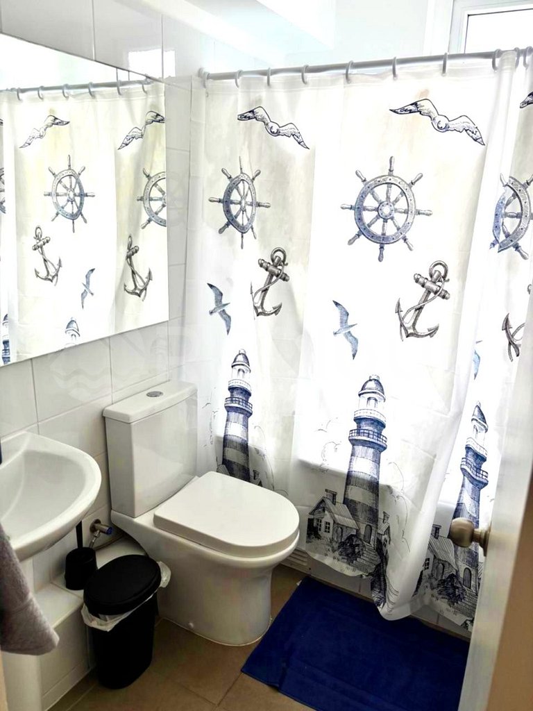 Rbk° Depto 3D/2B a pasos del faro para 5 personas