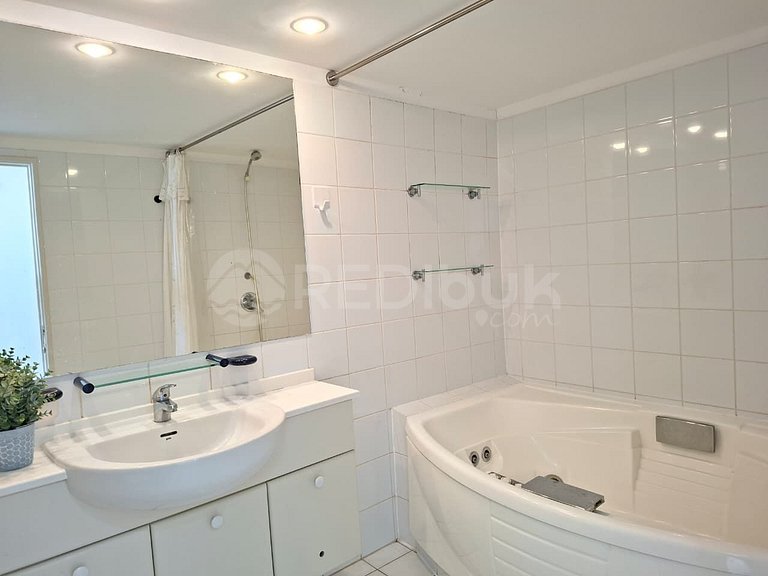 Depto 10 personas con Jacuzzi en San Alfonso