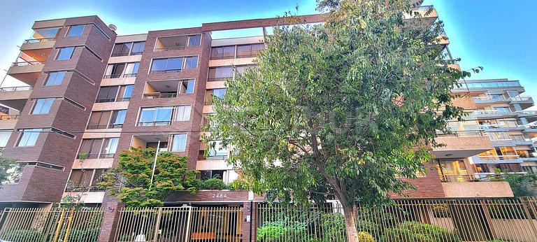 Rbk° Amplio depto en exclusivo sector Providencia