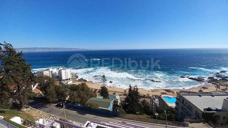 Rbk° Amplio dpto frente al Mar a pasos de la playa