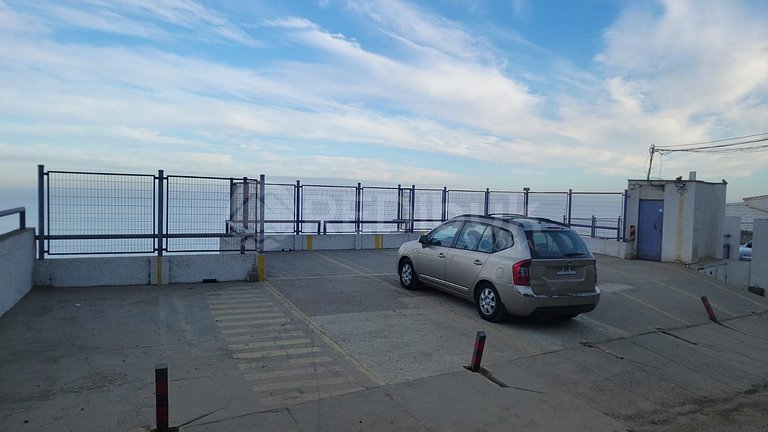 Rbk° Amplio dpto frente al Mar a pasos de la playa