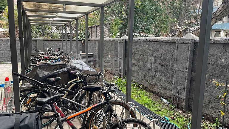 Rbk° Depto en Providencia con Jardín y Parrilla