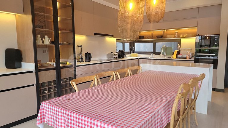 Casa en Maitencillo para 10 personas con piscina