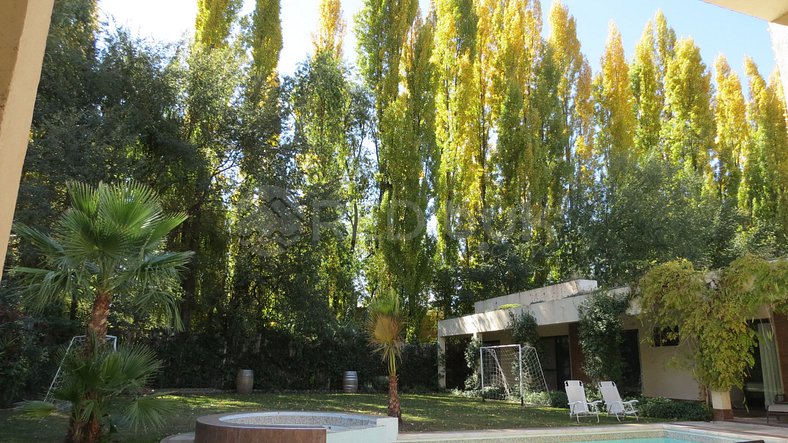 Casa en Villa Longone con Piscina - Ruta del Vino