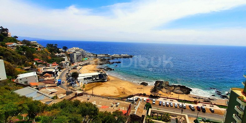 Depto con Vista al mar y Acceso Directo a la Playa en Reñaca