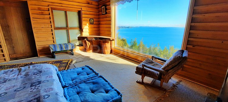Increíble casa con vista al lago Llanquihue con arriendo dia