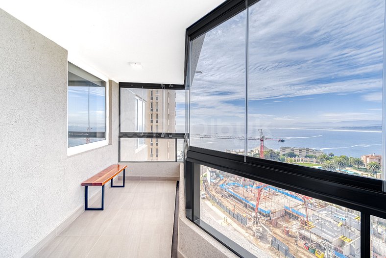 Moderno y cómodo departamento con vista al mar